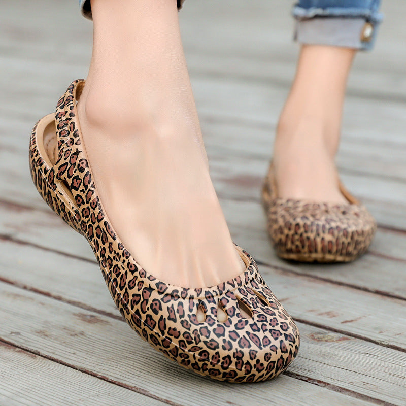 Ladies Pattern Flat Shoes Hole Shoes Sandals