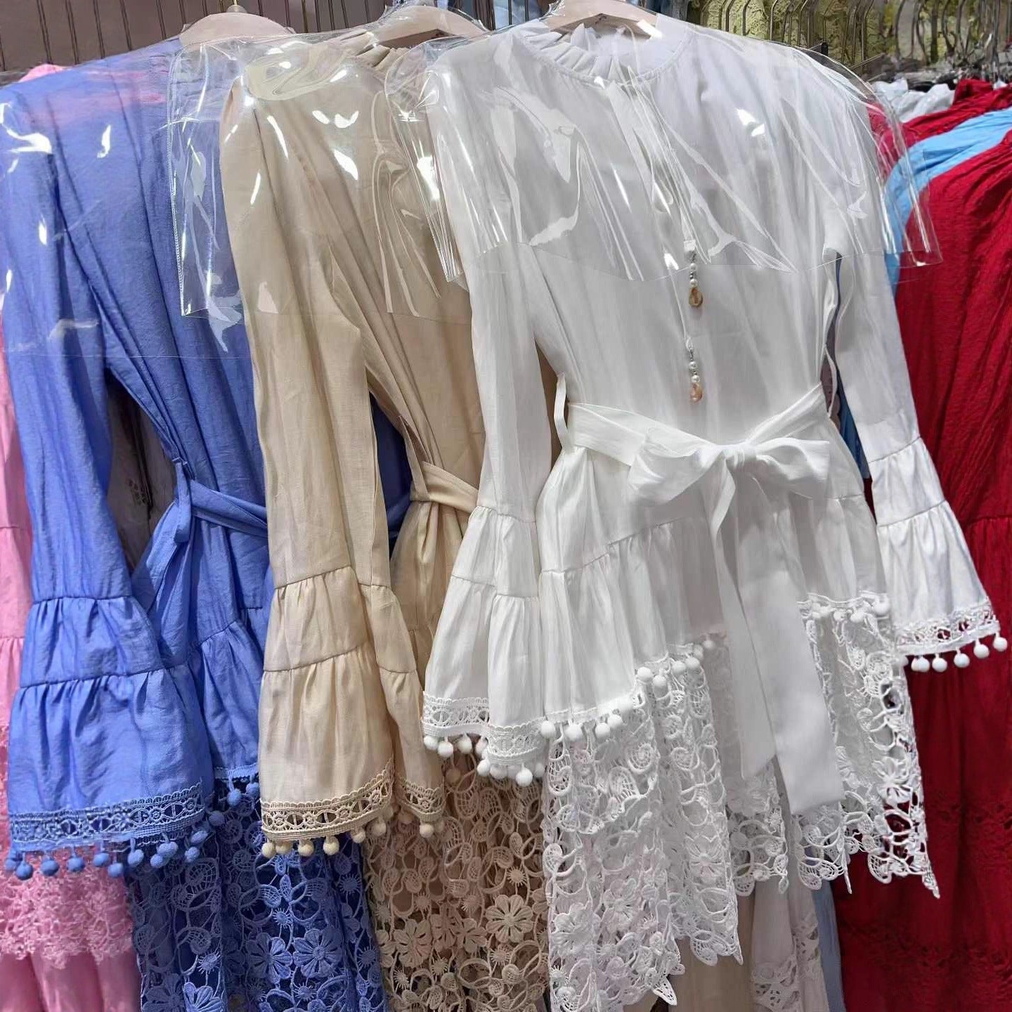 Lace-up Waist-cinching Figure-flattering Water-soluble Lace-up Dress