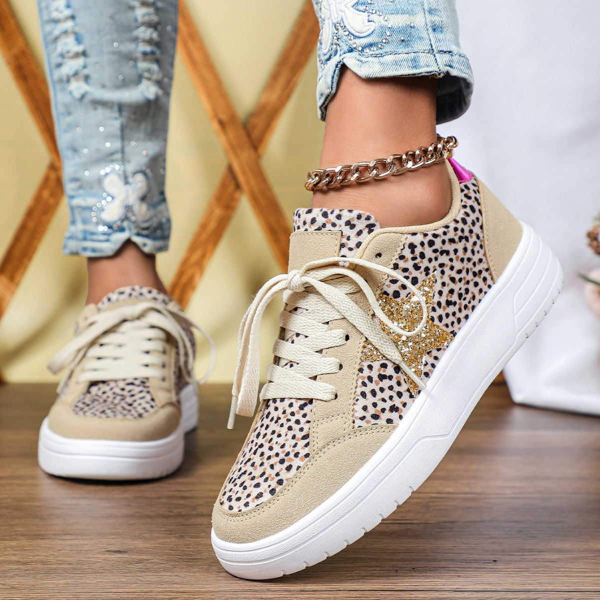 Mens And Womens Leopard-print Skate Shoes With A Personalized Retro Casual Sporty Style