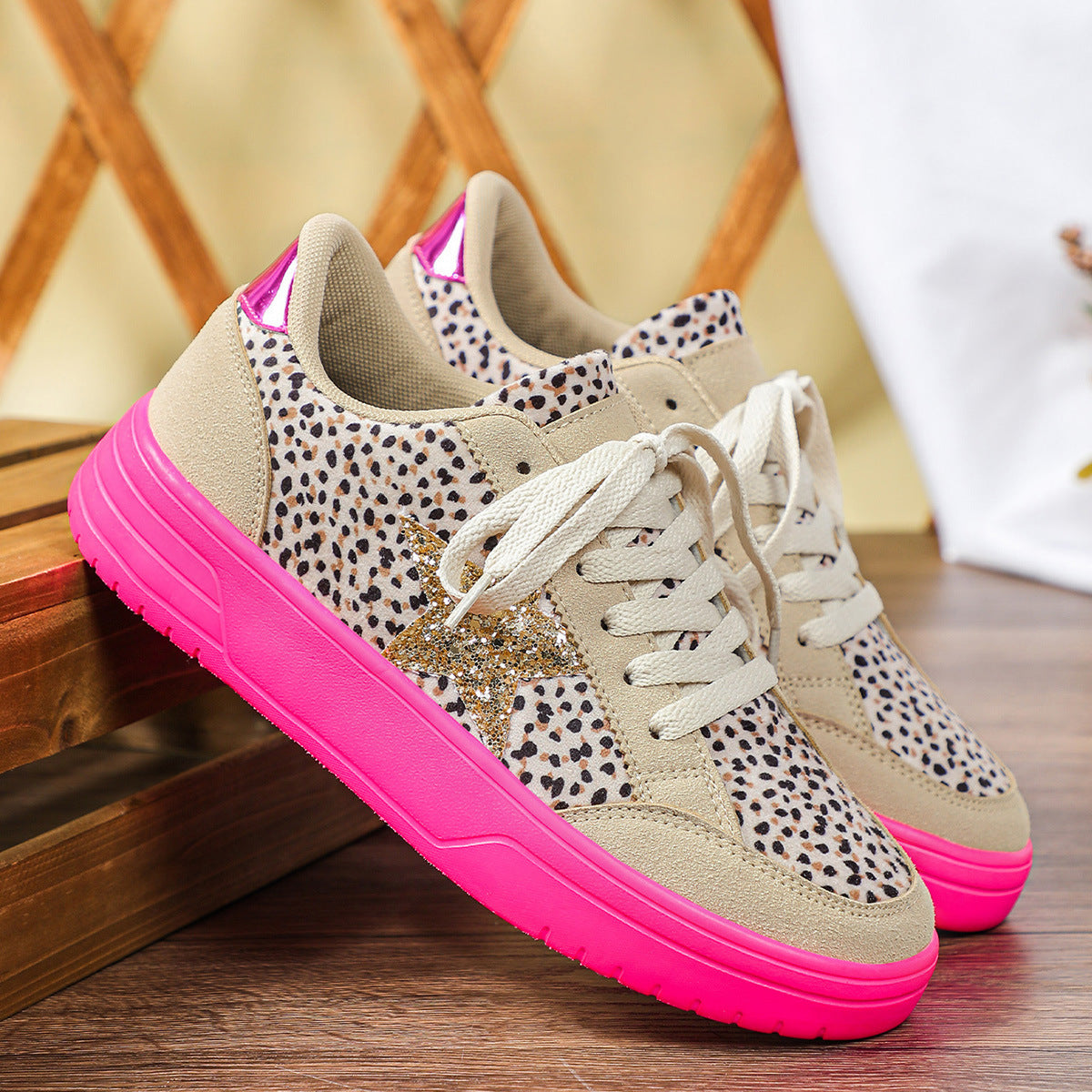 Mens And Womens Leopard-print Skate Shoes With A Personalized Retro Casual Sporty Style