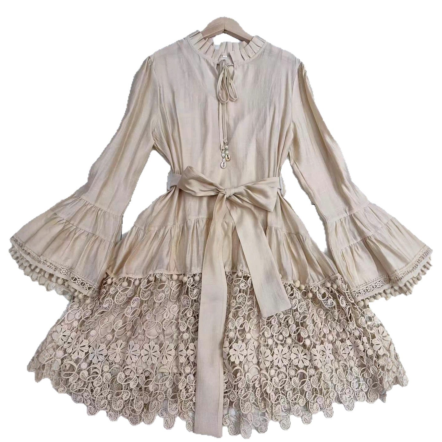 Lace-up Waist-cinching Figure-flattering Water-soluble Lace-up Dress